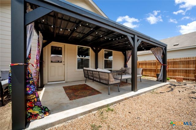 9101 Honey Mesquite, Seguin, TX 78155