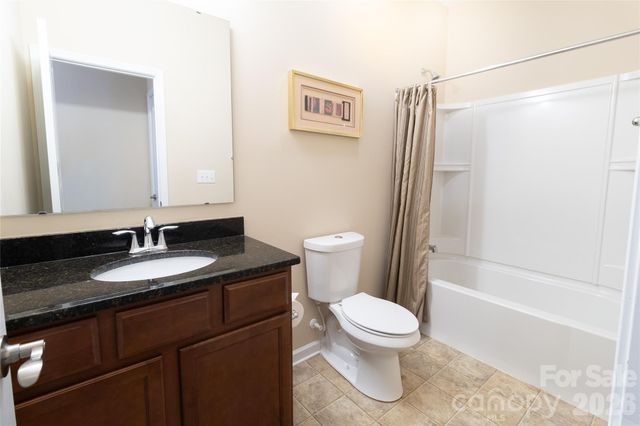5061 Newport Lakes Drive 11, Rock Hill, SC 29732