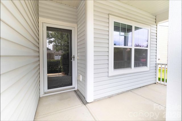 5061 Newport Lakes Drive 11, Rock Hill, SC 29732