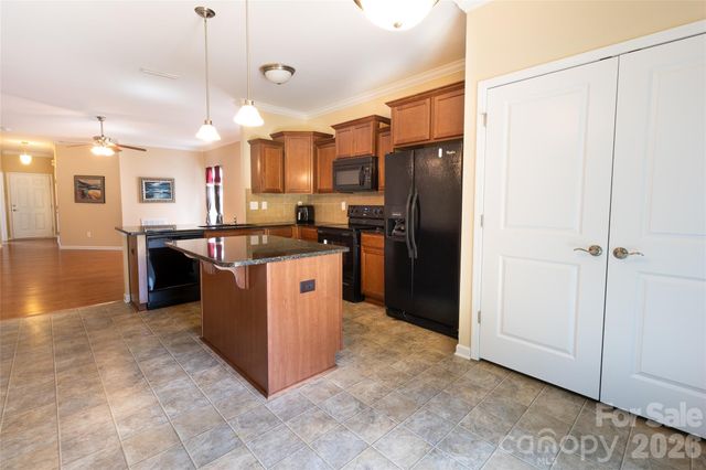 5061 Newport Lakes Drive 11, Rock Hill, SC 29732