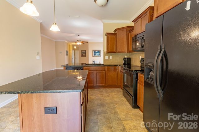 5061 Newport Lakes Drive 11, Rock Hill, SC 29732