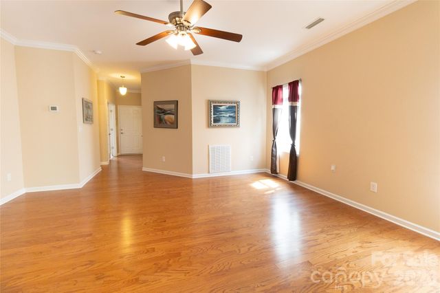 5061 Newport Lakes Drive 11, Rock Hill, SC 29732