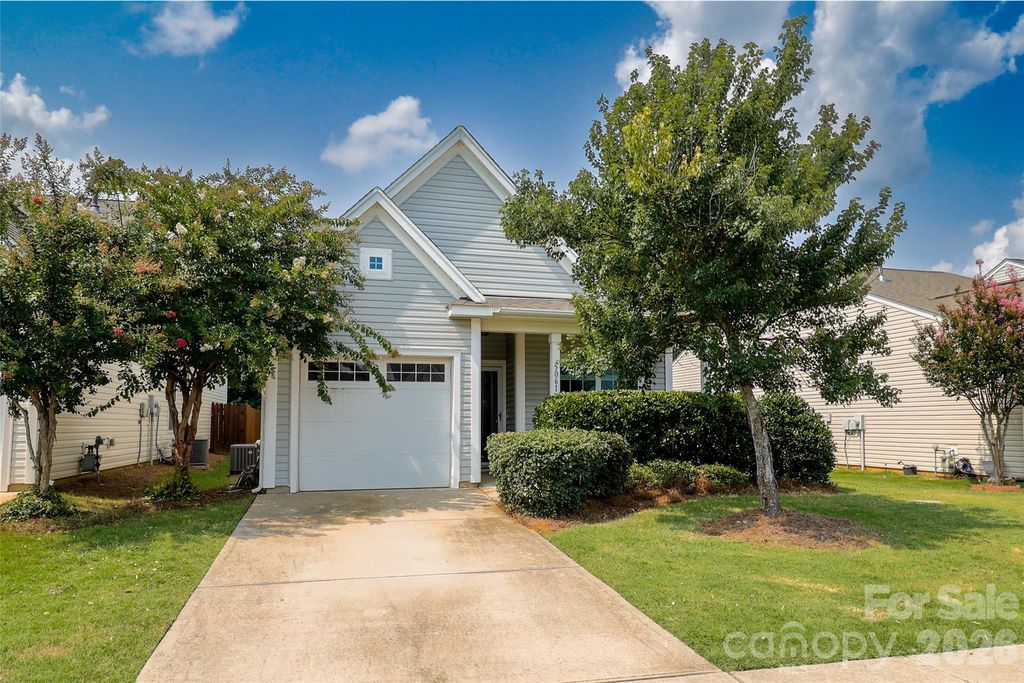 5061 Newport Lakes Drive 11, Rock Hill, SC 29732
