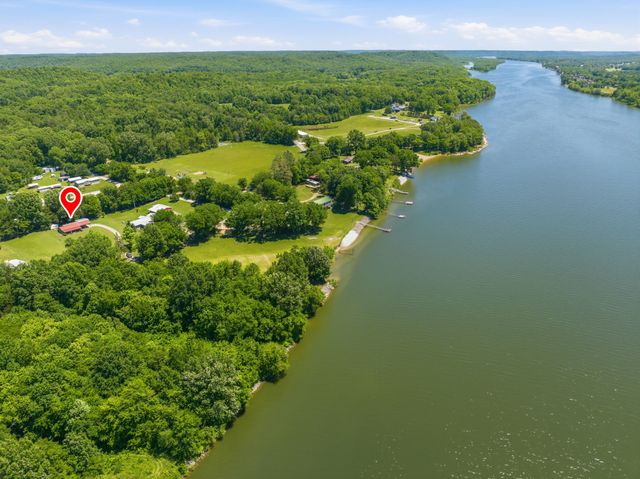 1846 Cypress Creek Rd, Linden, TN 37096