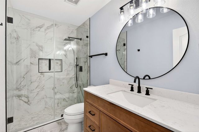 607 Parkhill Drive, Mansfield, TX 76063