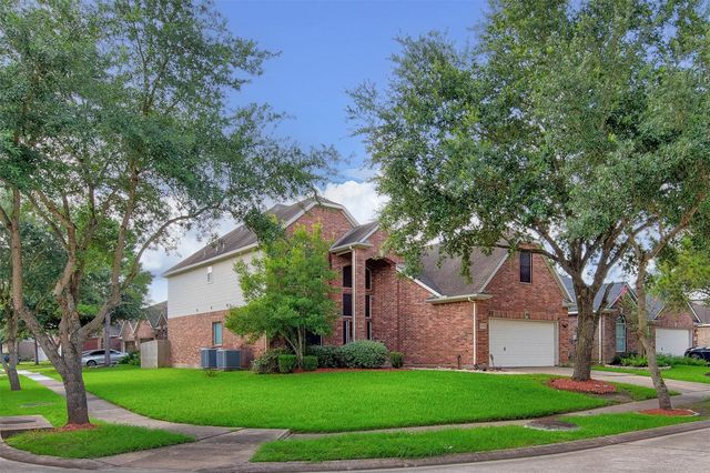 2619 Emerald Springs Court, Pearland, TX 77584