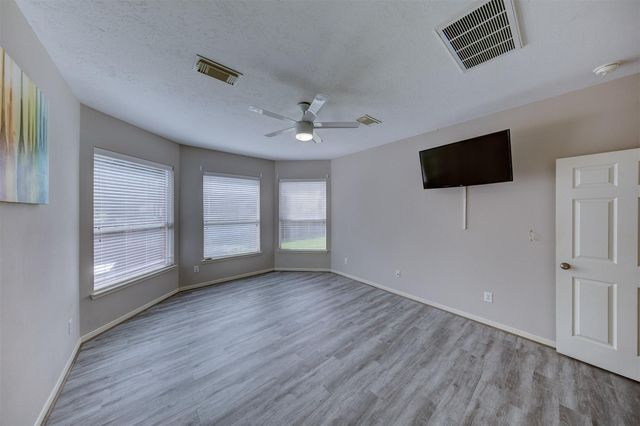2619 Emerald Springs Court, Pearland, TX 77584