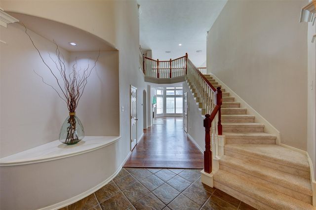 2619 Emerald Springs Court, Pearland, TX 77584