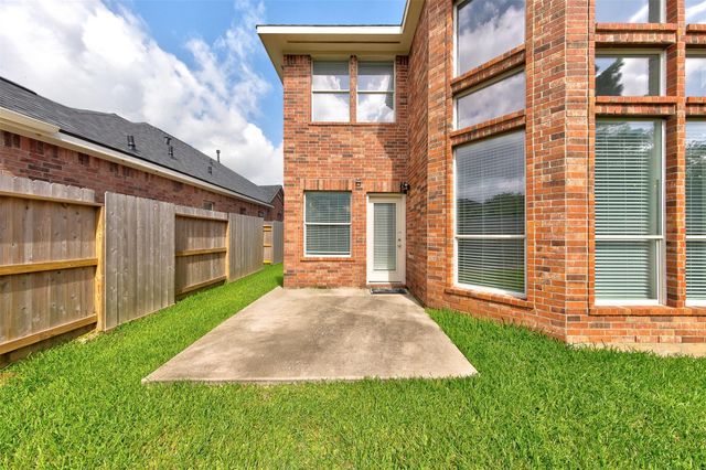2619 Emerald Springs Court, Pearland, TX 77584