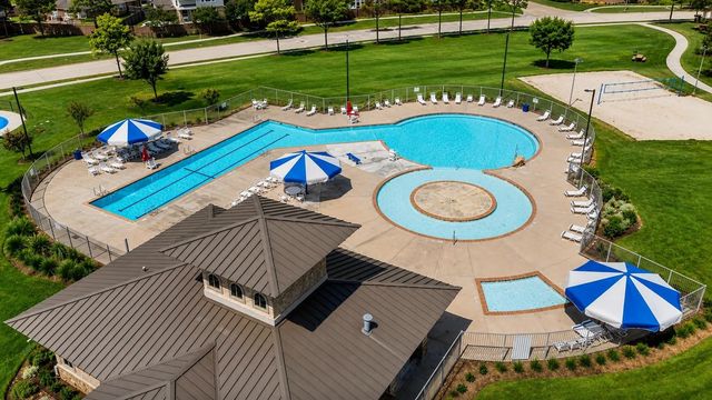 2619 Emerald Springs Court, Pearland, TX 77584