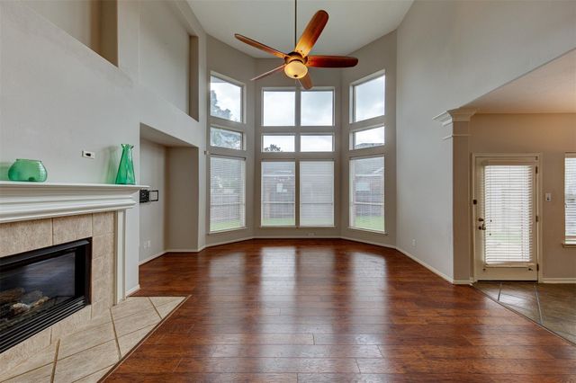 2619 Emerald Springs Court, Pearland, TX 77584