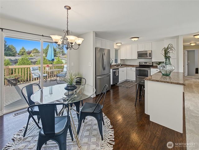 28907 46th Place S, Auburn, WA 98001