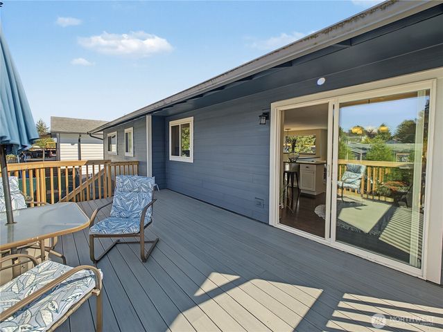 28907 46th Place S, Auburn, WA 98001