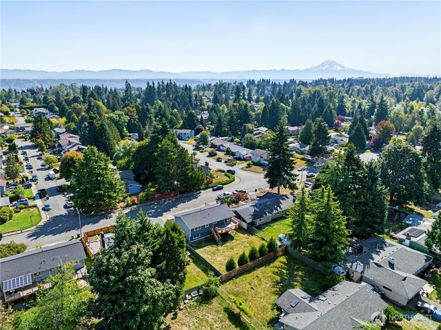 28907 46th Place S, Auburn, WA 98001