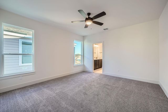 1531 N Red Bud LN 19, Round Rock, TX 78665