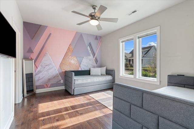 731 Douglas Ave, Nashville, TN 37207