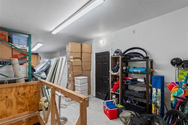 1767 W 37th St 10, Hialeah, FL 33012