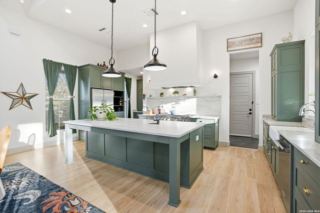 153 Chisum, La Vernia, TX 78121