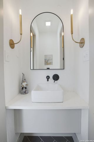 153 Chisum, La Vernia, TX 78121