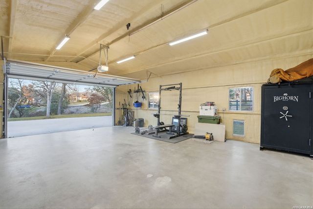 153 Chisum, La Vernia, TX 78121