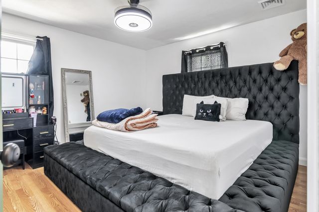 12 Oakland, Lawrence, MA 01843