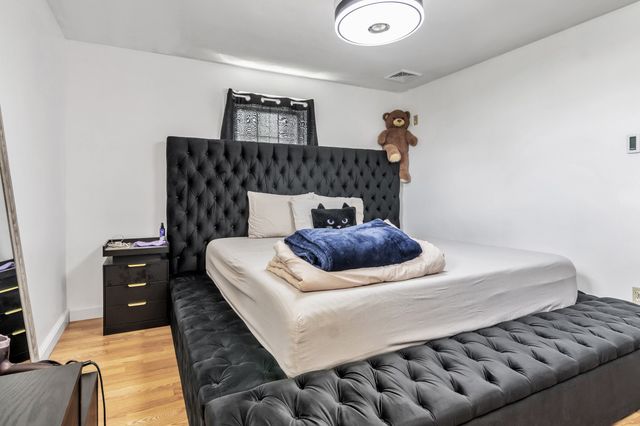 12 Oakland, Lawrence, MA 01843