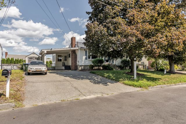 12 Oakland, Lawrence, MA 01843