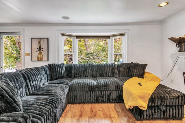 12 Oakland, Lawrence, MA 01843