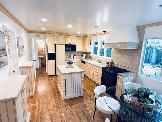 3575 Wellesley Court, Mountain View, CA 94040