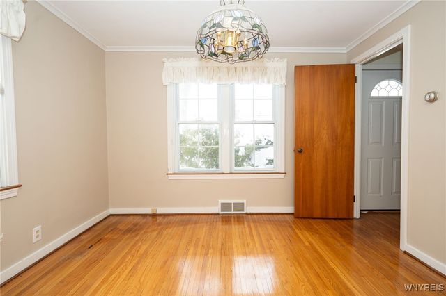 14 Dundee Street, Buffalo, NY 14220