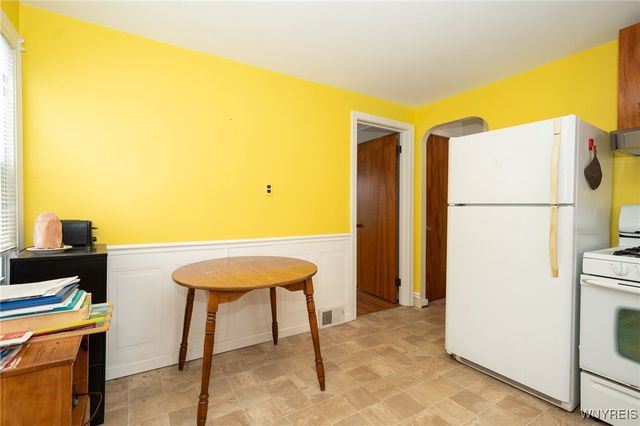 14 Dundee Street, Buffalo, NY 14220