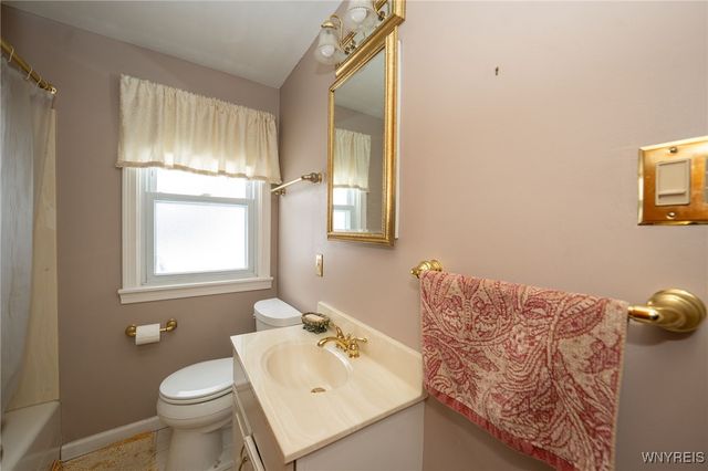 14 Dundee Street, Buffalo, NY 14220