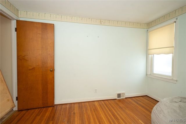 14 Dundee Street, Buffalo, NY 14220