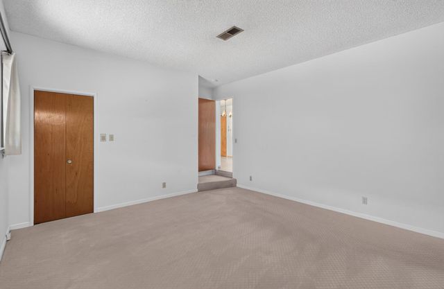 6516 Meadowcreek Way, Citrus Heights, CA 95621