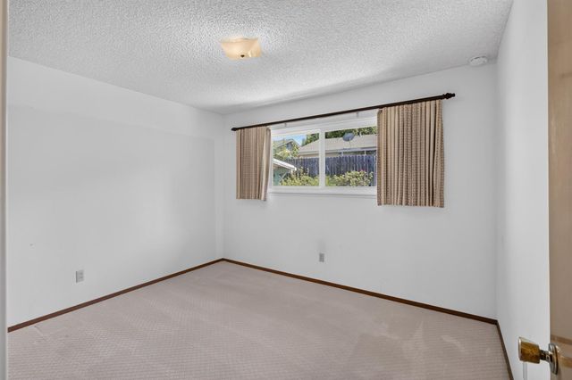6516 Meadowcreek Way, Citrus Heights, CA 95621