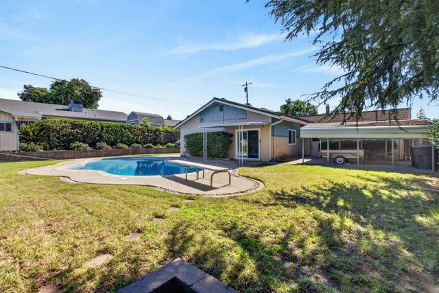 6516 Meadowcreek Way, Citrus Heights, CA 95621