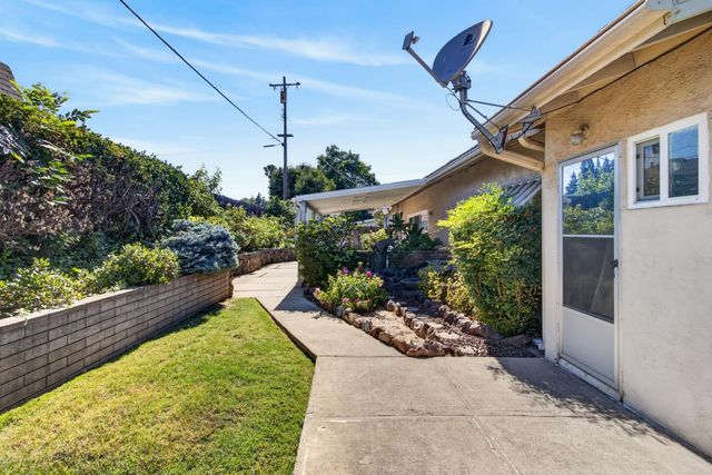 6516 Meadowcreek Way, Citrus Heights, CA 95621