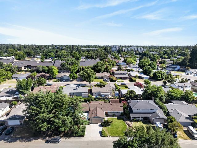 6516 Meadowcreek Way, Citrus Heights, CA 95621