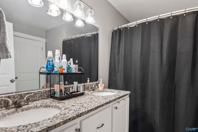 155 Cumberlind Drive, Guntersville, AL 35976