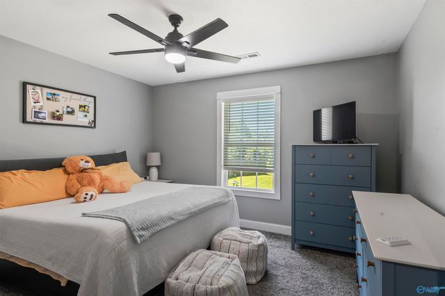 155 Cumberlind Drive, Guntersville, AL 35976