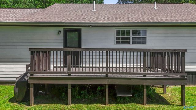 155 Cumberlind Drive, Guntersville, AL 35976