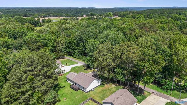 155 Cumberlind Drive, Guntersville, AL 35976