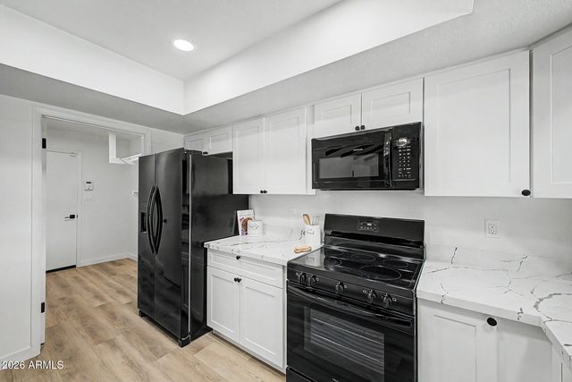 2360 S NOCHE DE PAZ -- S, Mesa, AZ 85202