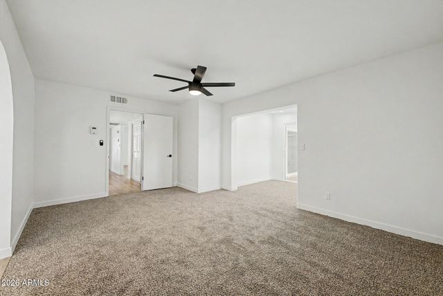 2360 S NOCHE DE PAZ -- S, Mesa, AZ 85202