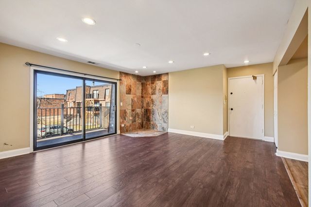 108 Mullingar Court 2D, Schaumburg, IL 60193