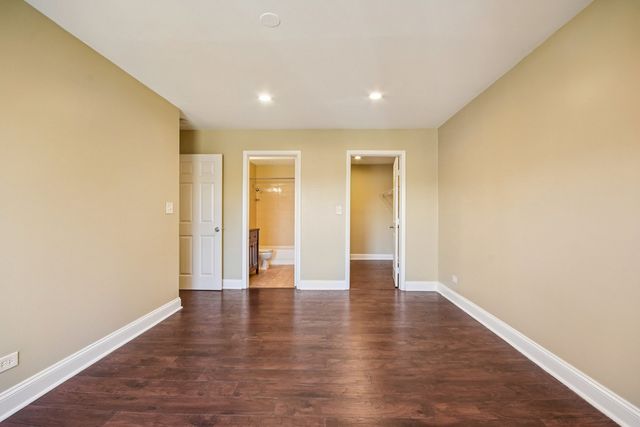 108 Mullingar Court 2D, Schaumburg, IL 60193