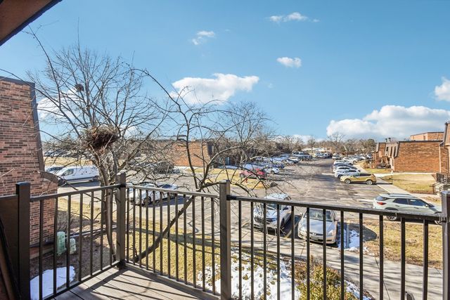 108 Mullingar Court 2D, Schaumburg, IL 60193