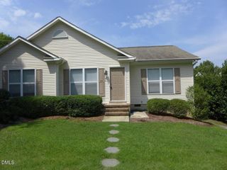 314 Davie Road B, Carrboro, NC 27510