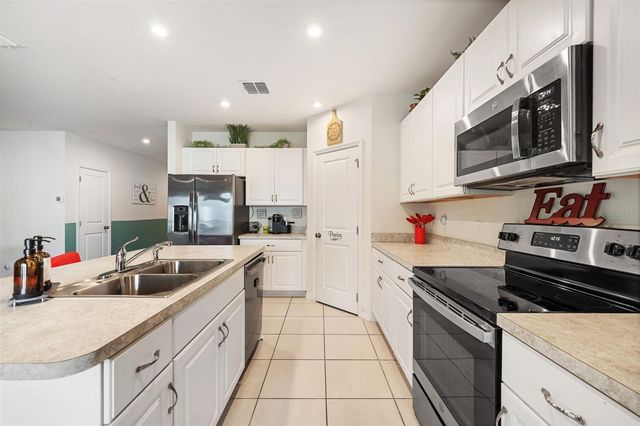 98 PRAIRIE FALCON DRIVE, Groveland, FL 34736