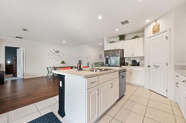 98 PRAIRIE FALCON DRIVE, Groveland, FL 34736